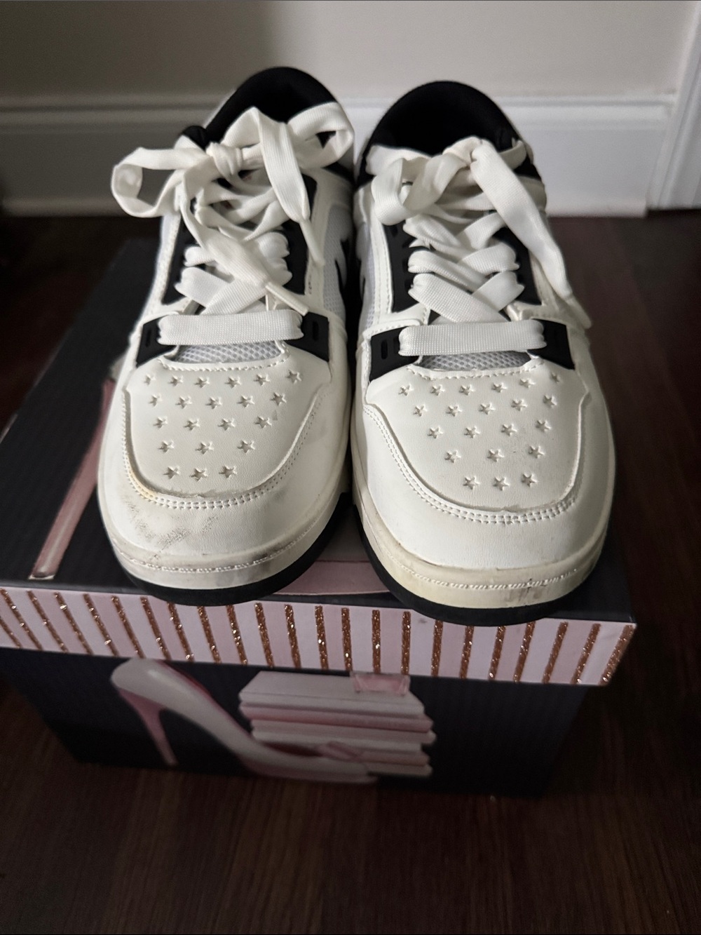 True Religion White and Black Star-Embellished Sneakers